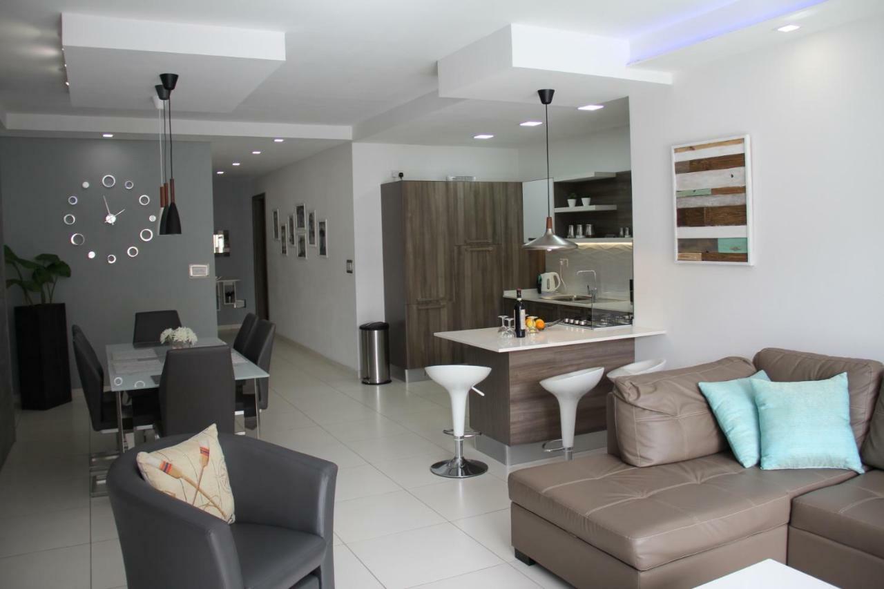 Marsascala Interlace Apartment With Free Parking 마르사스칼라 외부 사진